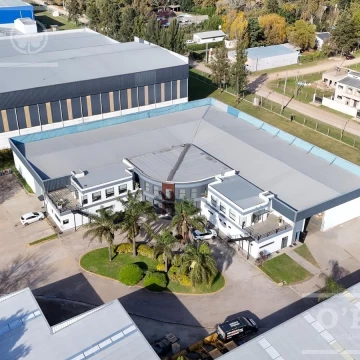 Galpón en alquiler en Parque Industrial Canning -  1200 m2 con oficinas