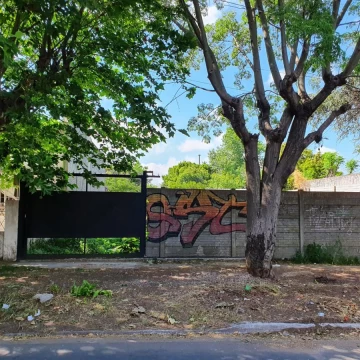 Venta terreno de 536 m2 cerca del centro de Berazategui. Se escuchan ofertas por permuta!
