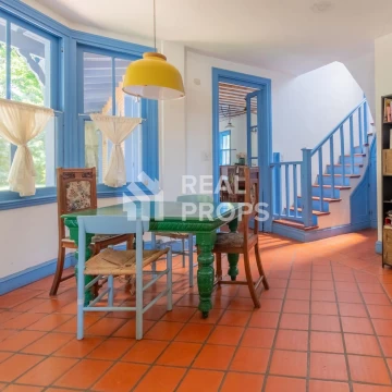 Venta de Casa de 5 ambientes en El Pato Country Club