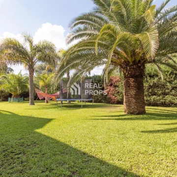 Casa en venta barrio cerrado privado Septiembre 7 ambientes Escobar