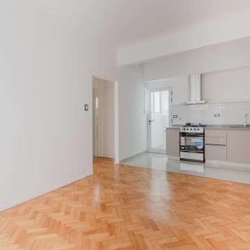 Departamento 2 Ambientes en Venta en Caballito Sur RECICLADO A NUEVO y MUY LUMINOSO