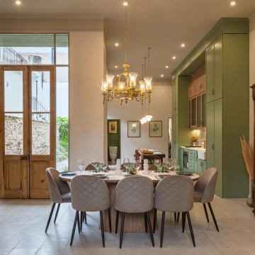 VENTA - Casa 3 dormitorios patio y terraza C/ cochera- Pichincha, Rosario