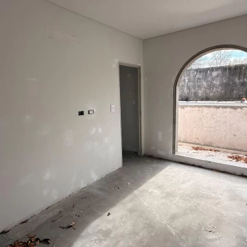 1780593163.jpg