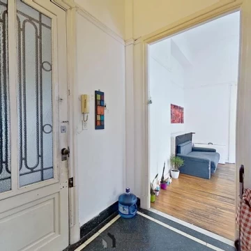 VENTA Departamento 3 Ambientes luminosos c/patio y dependencia en Balvanera
