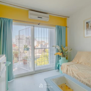VENTA DEPARTAMENTO 3 AMBIENTES SAN TELMO AMOBLADO