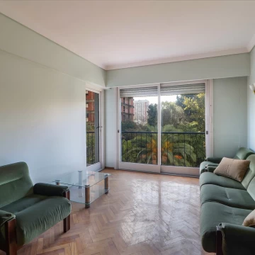 Venta en Belgrano R. Departamento 3 Ambientes con Dependencia sobre Avenida Melián. Muy Luminoso