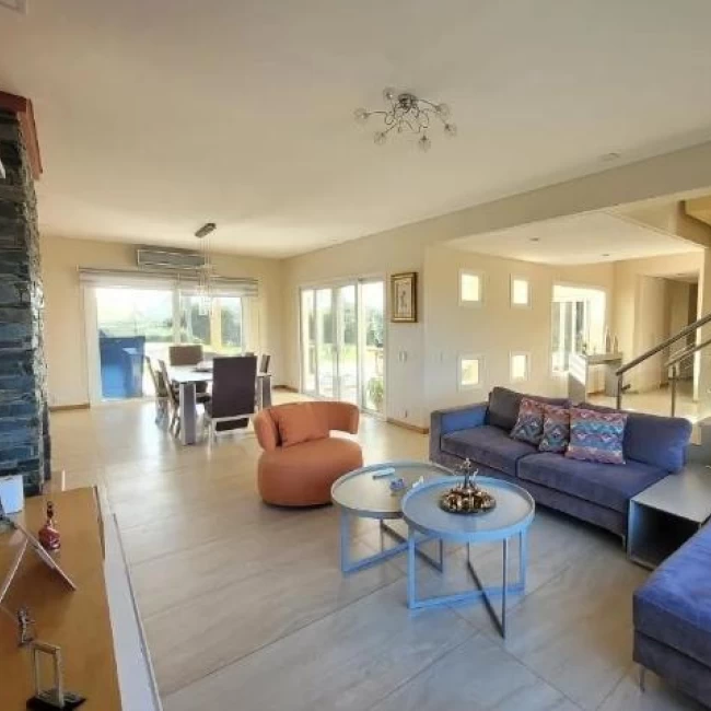 Venta Casa en Haras Santa Maria- Loma Verde- Escobar-GBA Norte