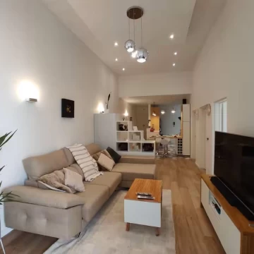 Semipiso 3 amb. Premium reciclado con renta activa