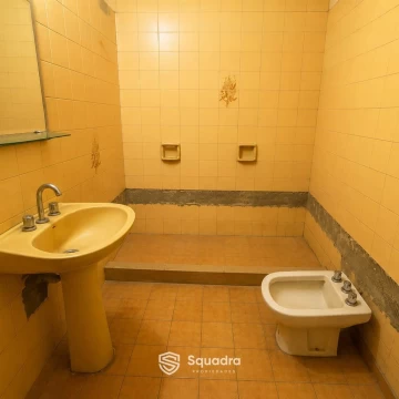 1780600365.jpg