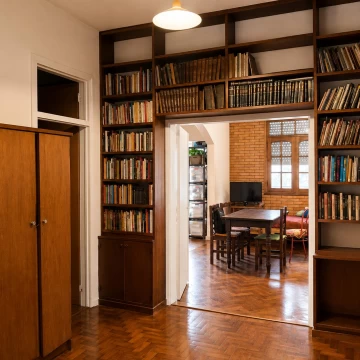 VENTA - PH - SAN CRISTOBAL -CON JARDIN, TERRAZA Y PATIO COMPARTIDO Y EN UBICACIÓN ESTRATEGICA