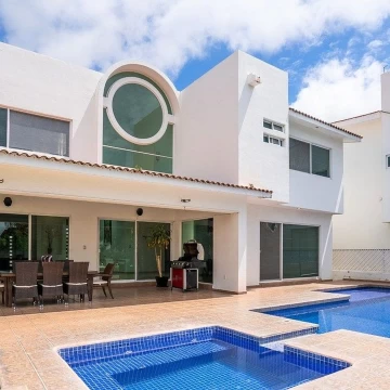 CASA EN VENTA EN LOMAS DE COCOYOC, MORELOS.