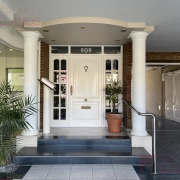 Departamento dos ambientes en alquiler en Centro De Lujan