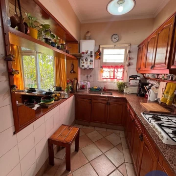 1780668192.jpg