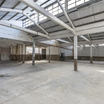 Alquiler Depósito  655m2 en Parque Industrial operativo 24/7