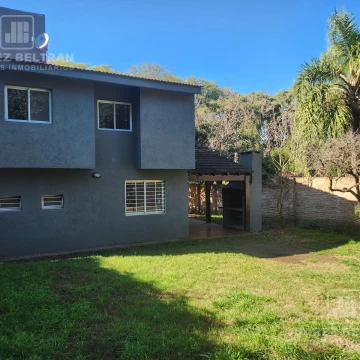 Alquiler -  Casa de 3 dormitorios Villa allende - Iquique 550, Lomas Este