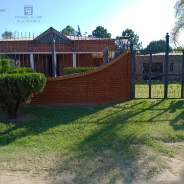 Casa en Arroyo Leyes Km 11,5 a metros de Rta 1