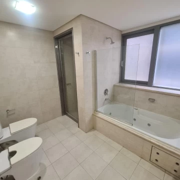1780687648.jpg