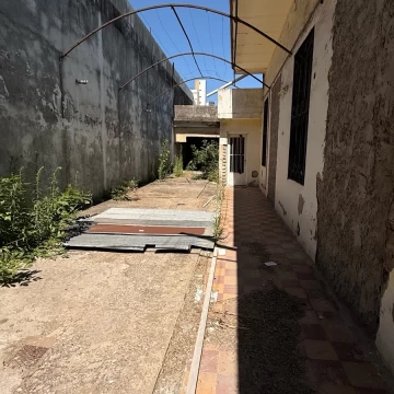 1780694234.jpg
