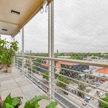 Venta Dpto. PISO Nuñez  4  amb con dependencia. Vista panorámica MUCHA LUZ PISO ALTO