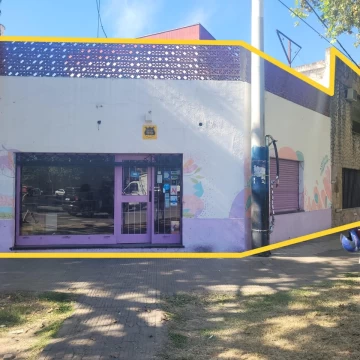 Venta Local Rosario. Esquina sobre Boulevar avellaneda
