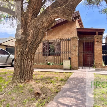 Impecable casa familiar en venta - Venado Tuerto
