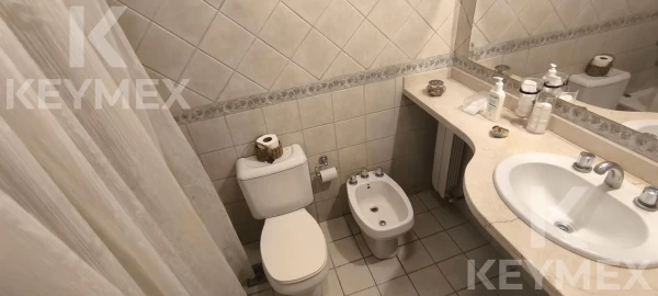 1780873885.jpg