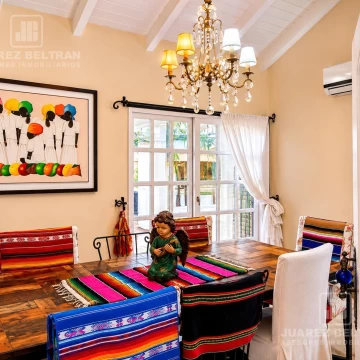 VENTA Casa tres dormitorios con pileta - Quintas de Arguello