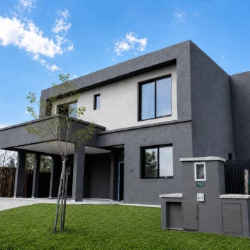 Casa en venta a estrenar en Santa Ana, suite en planta baja