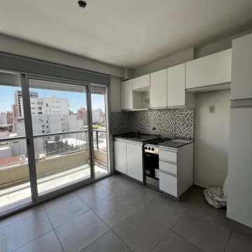 Monoambiente Maipú y san juan con terraza