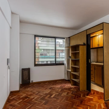 Venta Departamento 2 Ambientes con Patio BELGRANO