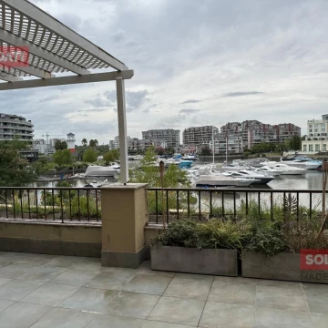 VENTA 2 AMBIENTES CON TERRAZA Y PARRILLA PROPIA VISTA A LA BAHIA NORDELTA