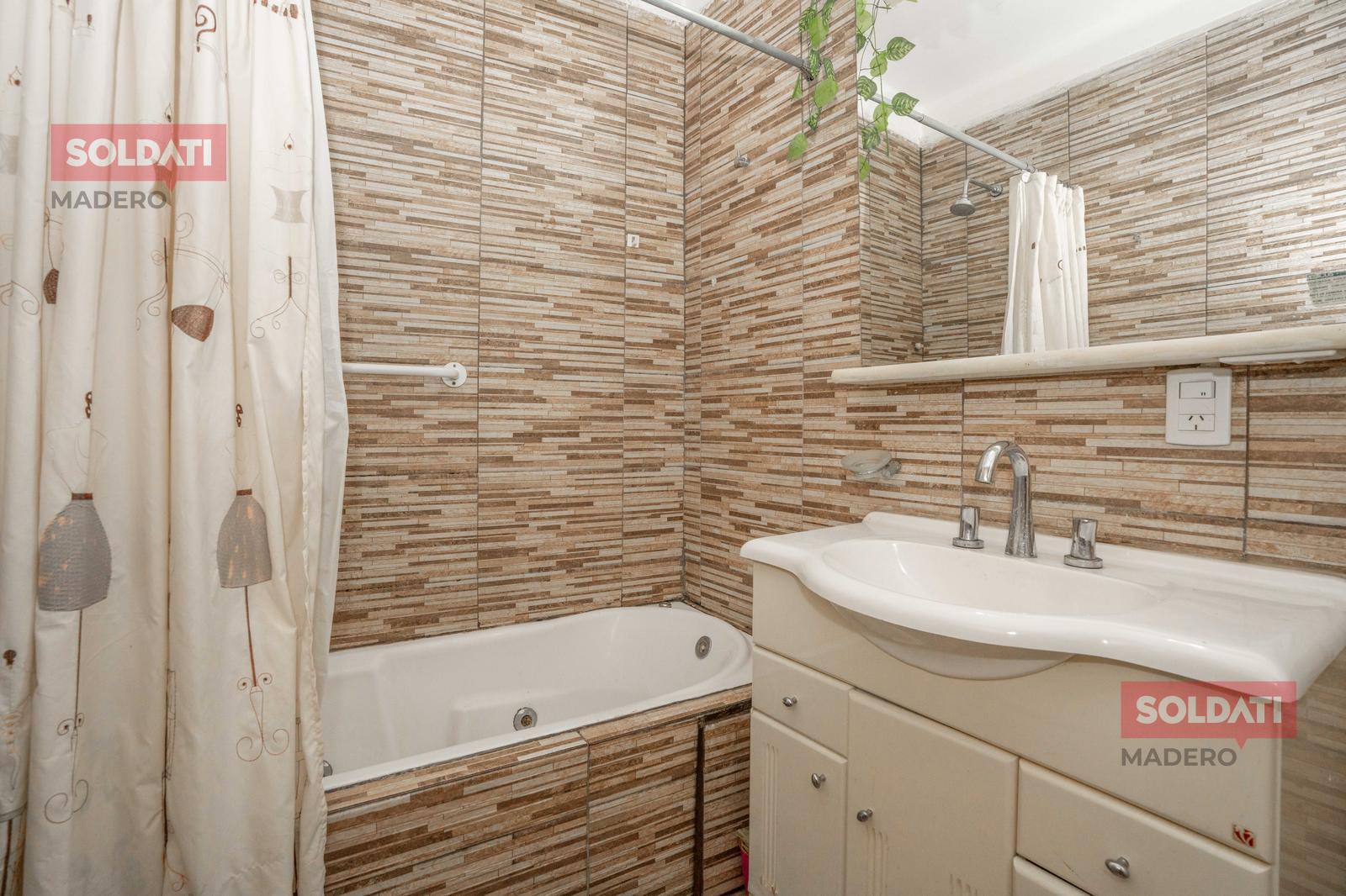 baño completo con hidromasaje remodelado