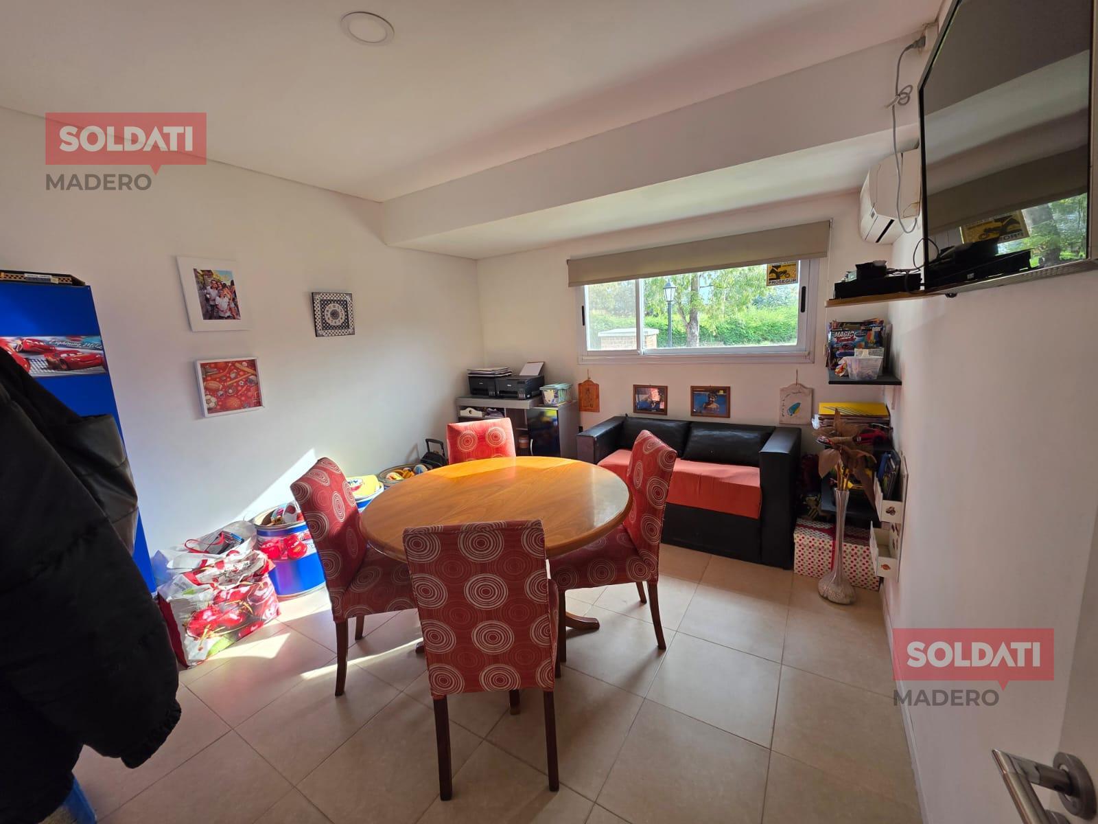 Habitación PB/escritorio