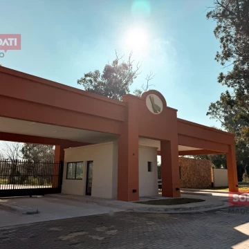 Terreno en Barrio Privado Abril Sur 