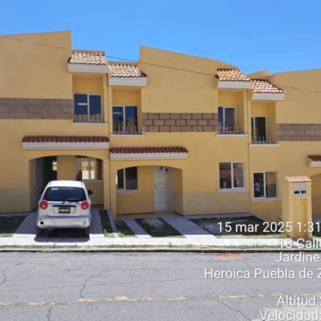 CASA EN VENTA EN JARDINES DEL SUR, PUEBLA