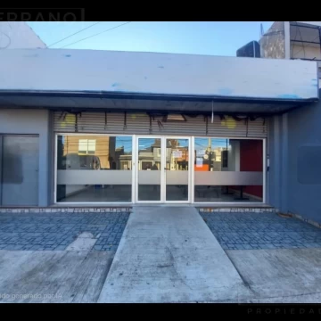 Local  en avenida principal de Los Polvorines. Malvinas Argentina