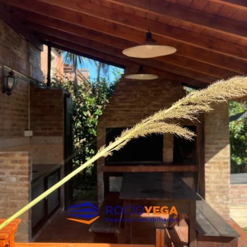 1781007857.jpg
