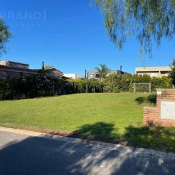 Terreno en venta en Alvear de Benavidez