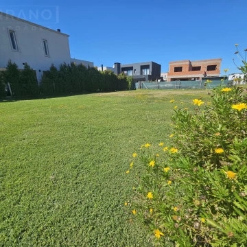 Terreno en Venta en Vila Marina II Villanueva