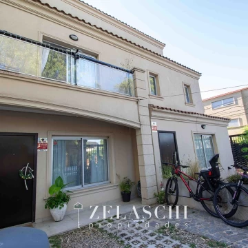 Alquiler: Triplex sobre Av. Wernicke, Ciudad Jardín - 4 ambientes, moderno