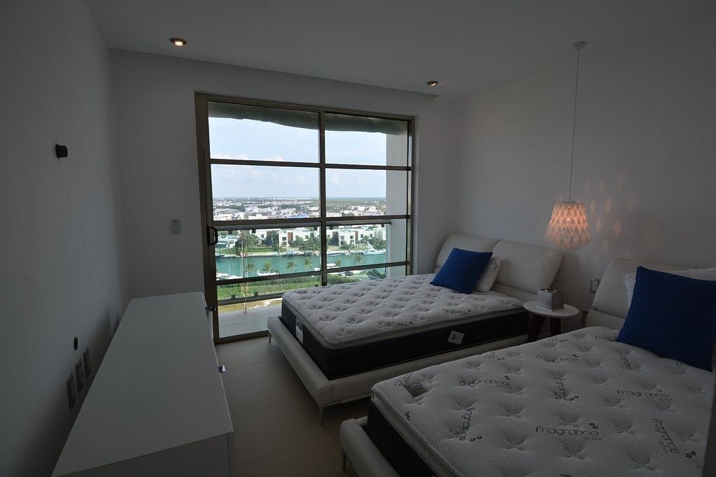 Departamento 4 recámaras venta Novo Cancún