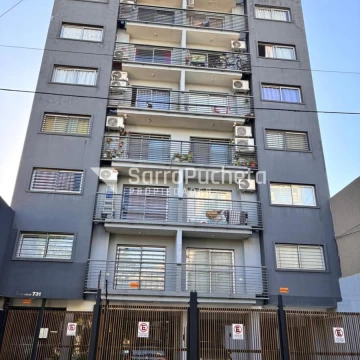 Venta departamento 2 ambientes con cochera en Moron sur