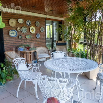 Departamento en Venta - 4 ambientes - Balcón - 2 Cocheras - Baulera - G/Electrógeno - Belgrano