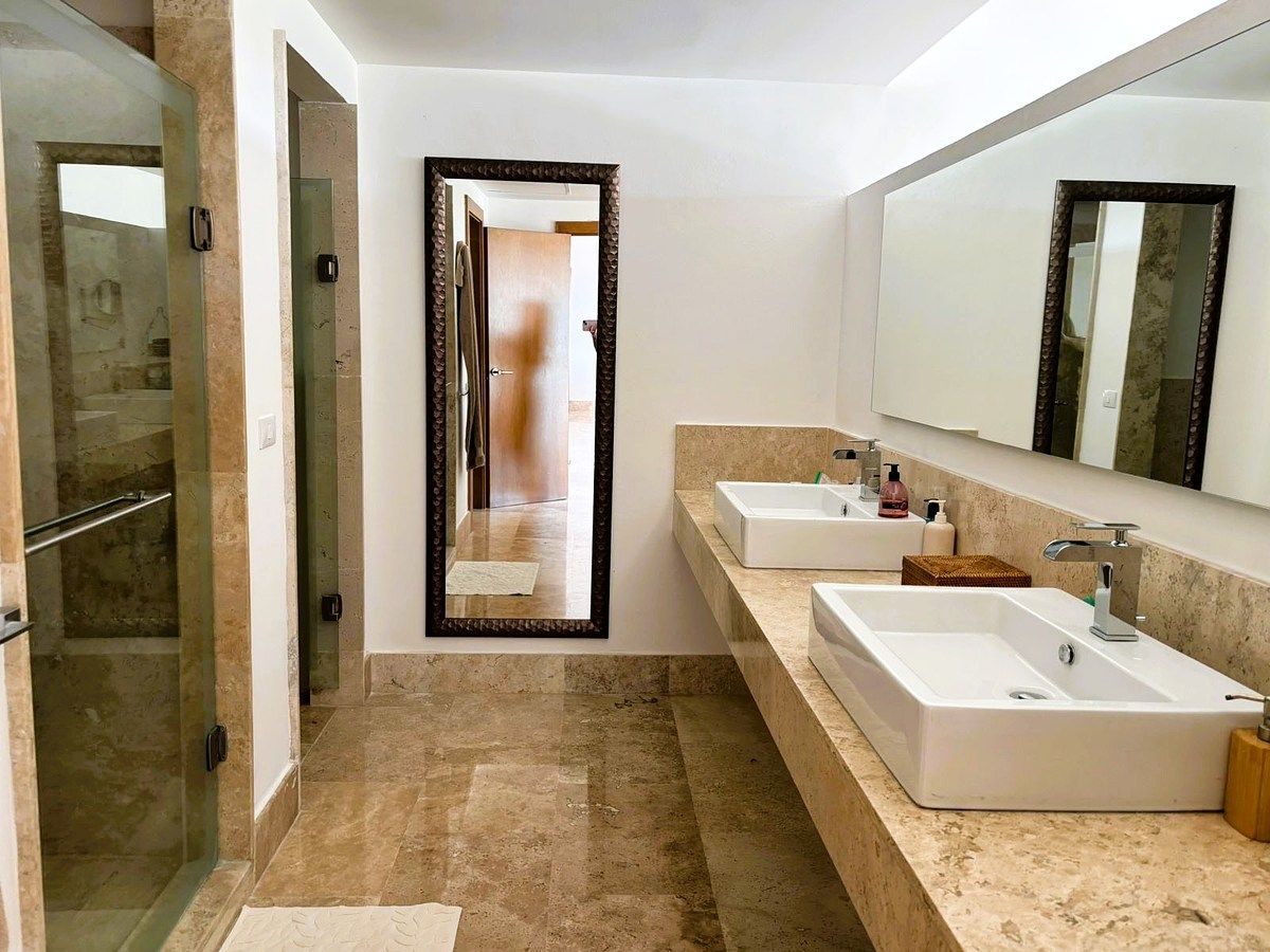 2 baños completos