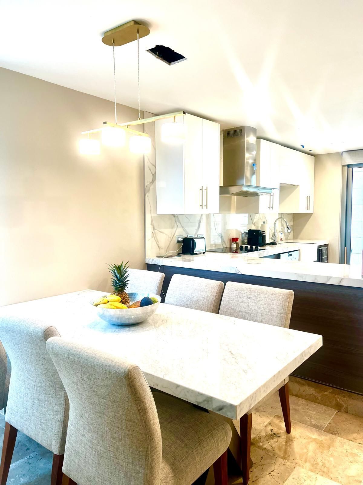 Departamento remodelado en venta La Amada Punta Sam