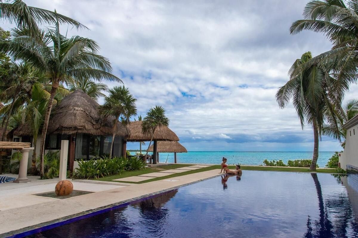 Lujosa casa en venta frente al mar Bahía Soliman