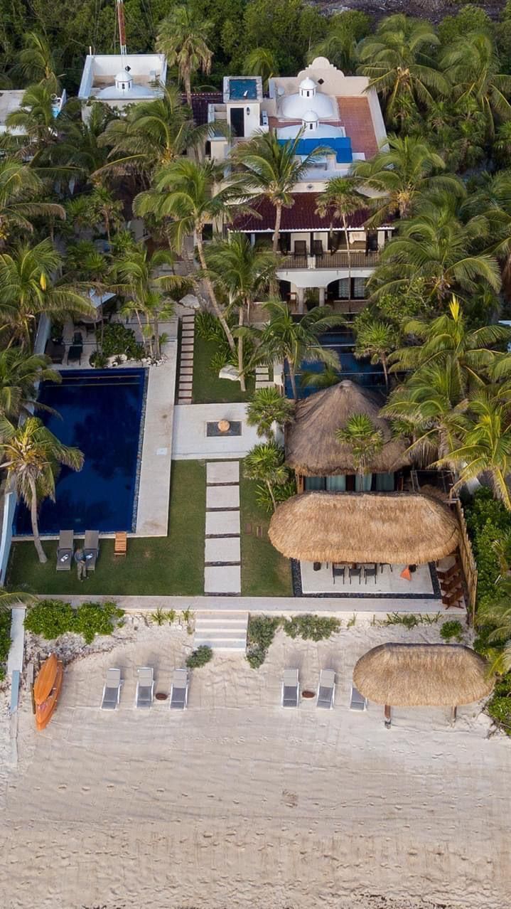 Casa de 6 recámaras frente al mar en venta