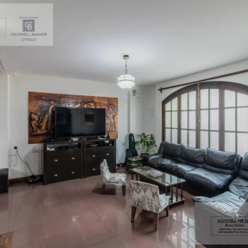 Casa de 5 ambientes en Venta, Parque Avellaneda
