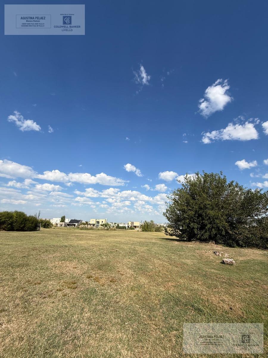 Lote 913 m² en San Sebastián Área 1 | Excelente ubicación cerca de laguna | Fondo al verde - 5