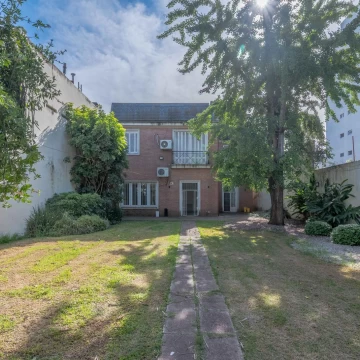 Casa en Bajo Belgrano. Alquiler